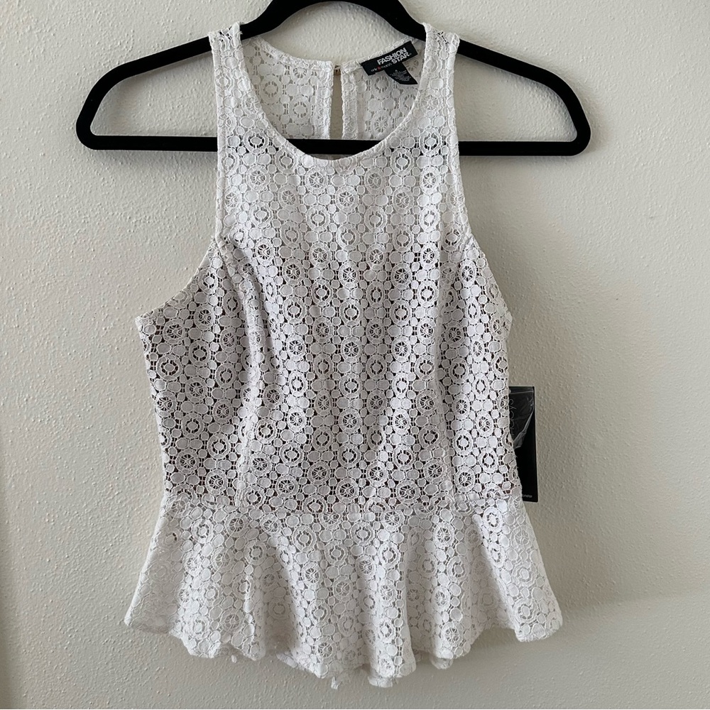Fashion Star (Only at Macy’s) White Lace Peplum Top - Size 4